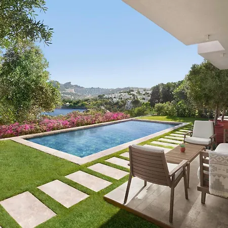 博德鲁姆艾迪逊酒店 酒店 5*