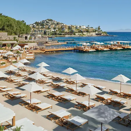 博德鲁姆艾迪逊酒店